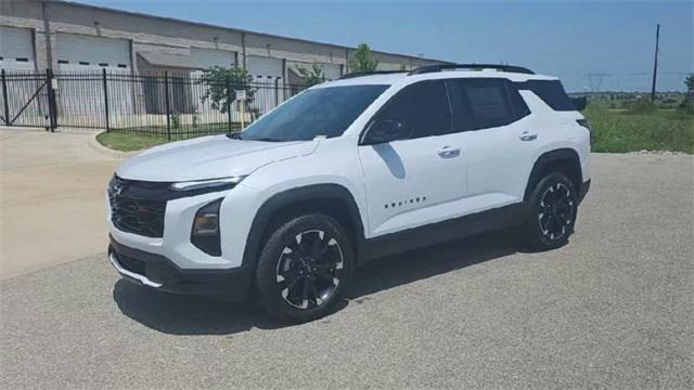 Photo of 2026 Polar White Tricoat Chevrolet Equinox