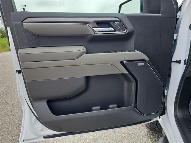 Photo of 2025 Summit White Chevrolet Silverado 1500