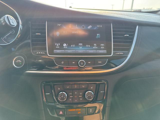 Photo of 2019 Summit White Buick Encore