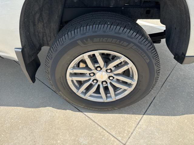 Photo of 2023 Sterling Gray Metallic Chevrolet Colorado