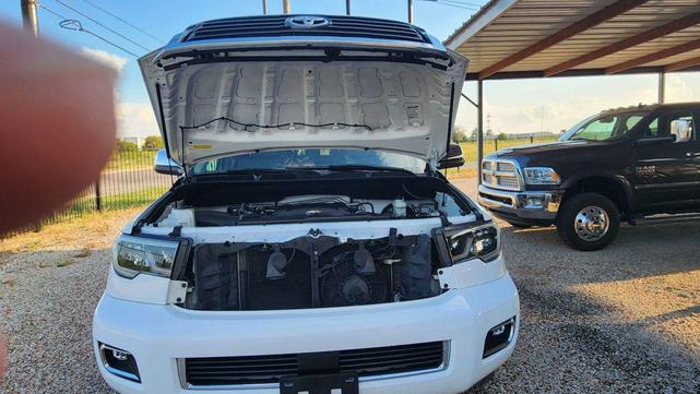 Photo of 2018 White Toyota Sequoia