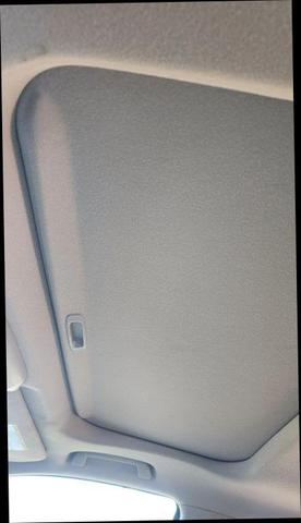 Photo of 2018 White Toyota Sequoia