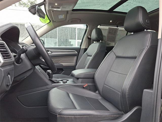Photo of 2021 Black Volkswagen Atlas