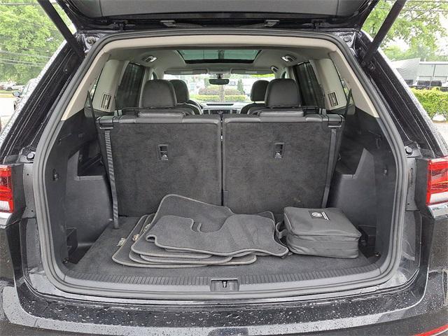 Photo of 2021 Black Volkswagen Atlas