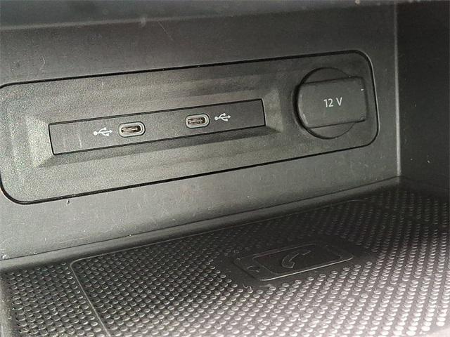 Photo of 2021 Black Volkswagen Atlas