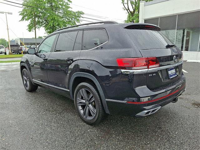 Photo of 2021 Black Volkswagen Atlas