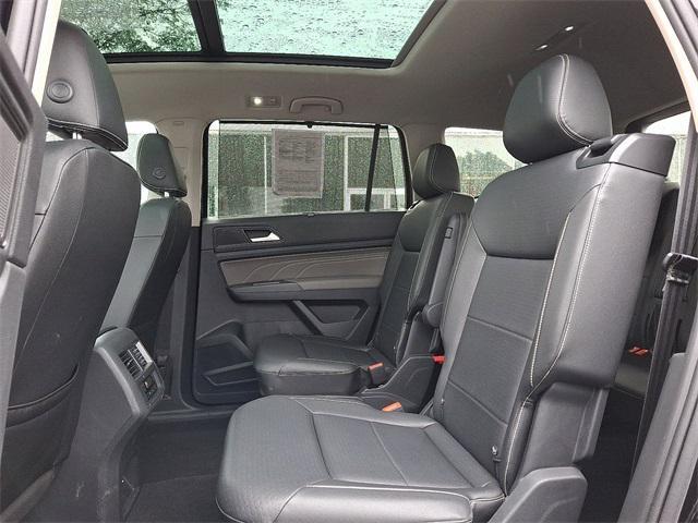 Photo of 2021 Black Volkswagen Atlas