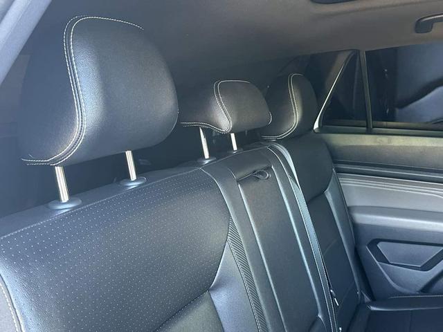 Photo of 2021 Oryx White Pearl Volkswagen Atlas Cross Sport