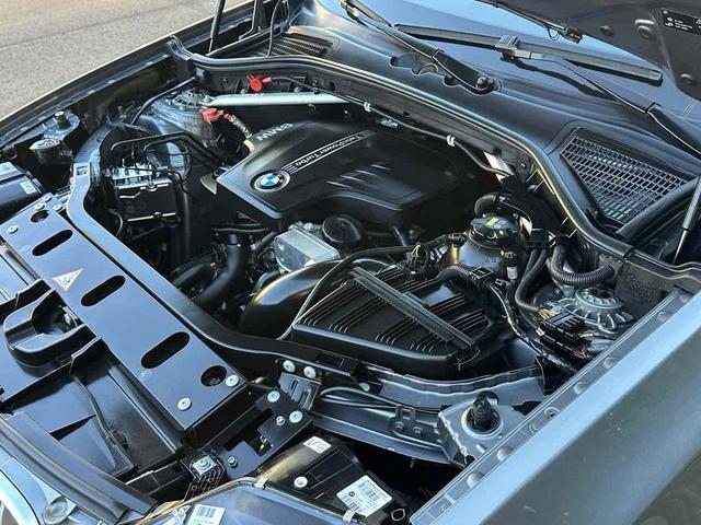 Photo of 2016 Space Gray Metallic BMW X3
