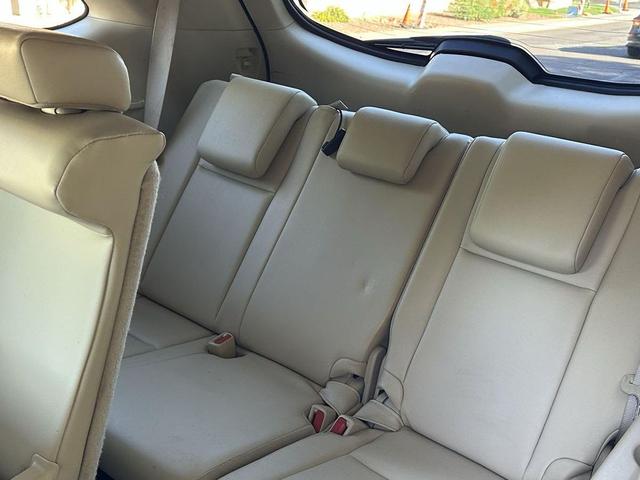 Photo of 2019 Ooh La La Rouge Mica Toyota Highlander
