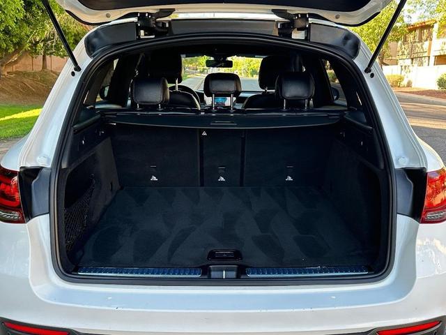Photo of 2021 Polar White Mercedes-Benz GLC 300