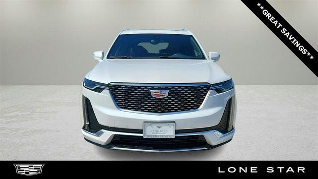 Photo of 2025 Crystal White Tricoat Cadillac XT6