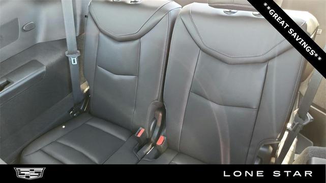 Photo of 2025 Crystal White Tricoat Cadillac XT6