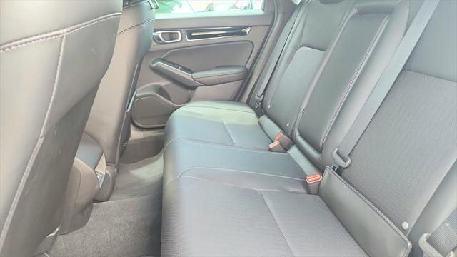 Photo of 2023 Lunar Silver Metallic Honda Civic
