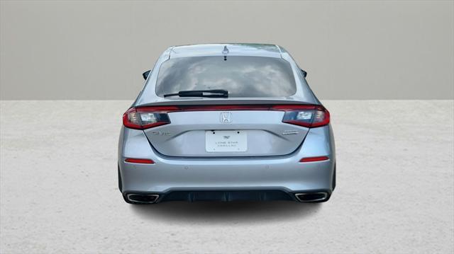 Photo of 2023 Lunar Silver Metallic Honda Civic
