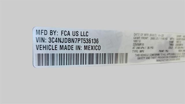 Photo of 2023 Diamond Black Crystal Pearlcoat Jeep Compass