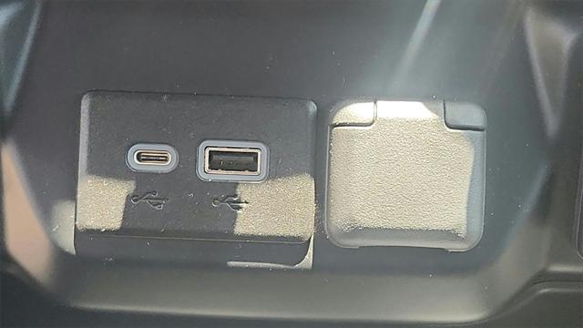 Photo of 2021 White Frost Tricoat GMC Sierra 1500