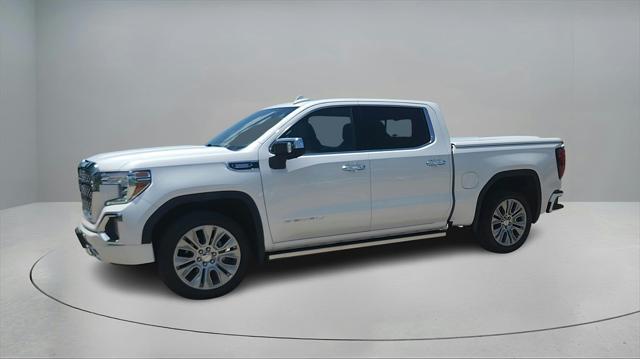 Photo of 2021 White Frost Tricoat GMC Sierra 1500