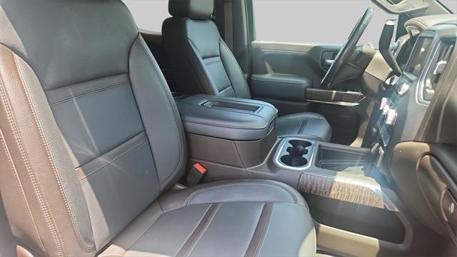 Photo of 2021 White Frost Tricoat GMC Sierra 1500