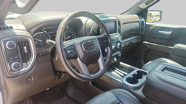Photo of 2021 White Frost Tricoat GMC Sierra 1500