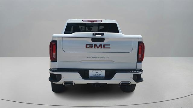 Photo of 2021 White Frost Tricoat GMC Sierra 1500