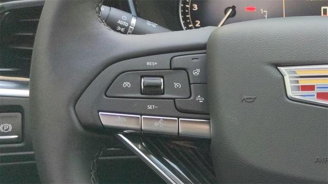 Photo of 2025 Argent Silver Metallic Cadillac XT6