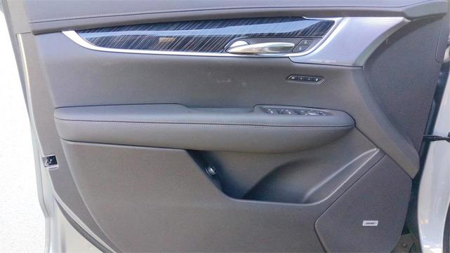 Photo of 2025 Argent Silver Metallic Cadillac XT6