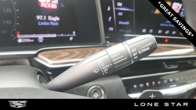 Photo of 2022 Crystal White Tricoat Cadillac Escalade