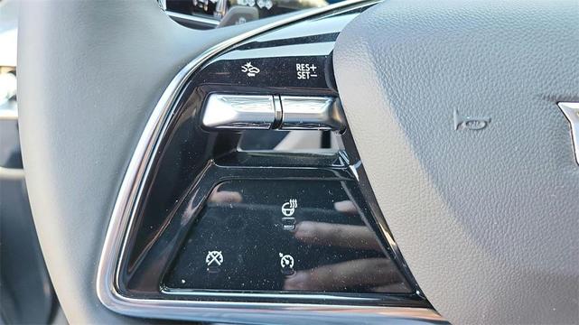 Photo of 2025 Argent Silver Metallic Cadillac LYRIQ
