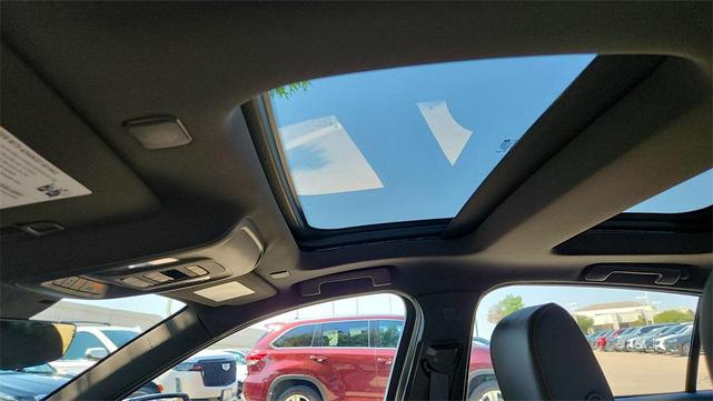 Photo of 2025 Summit White Cadillac CT5