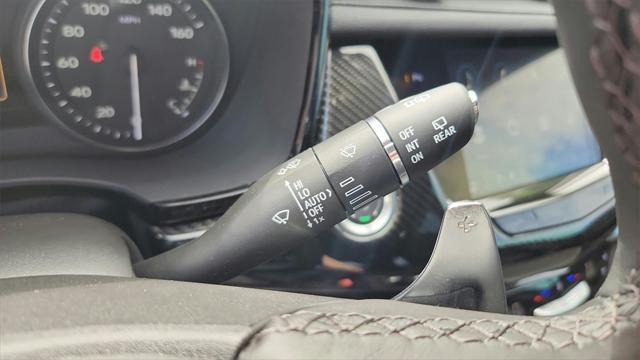 Photo of 2025 Stellar Black Metallic Cadillac XT6