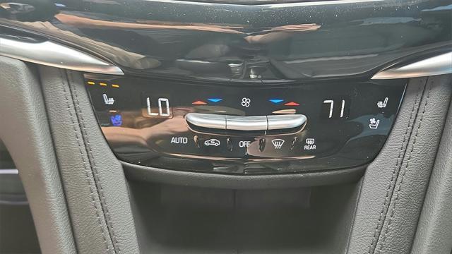 Photo of 2025 Stellar Black Metallic Cadillac XT6