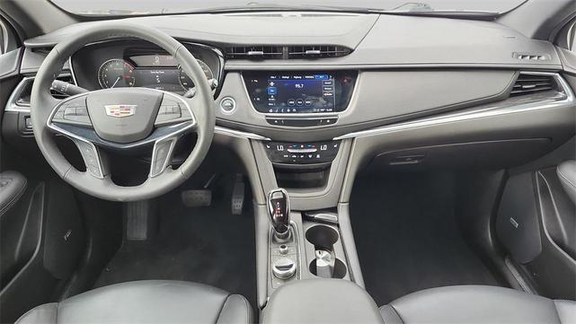 Photo of 2022 Stellar Black Metallic Cadillac XT5