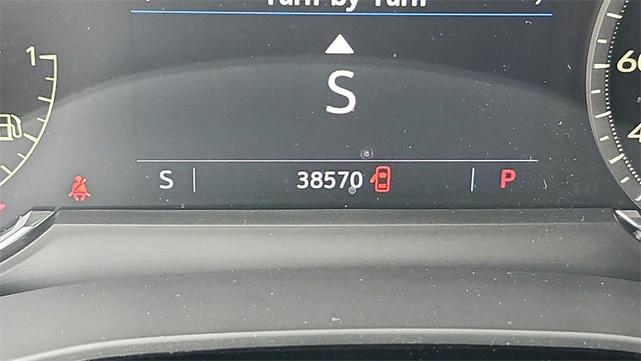 Photo of 2022 Stellar Black Metallic Cadillac XT5