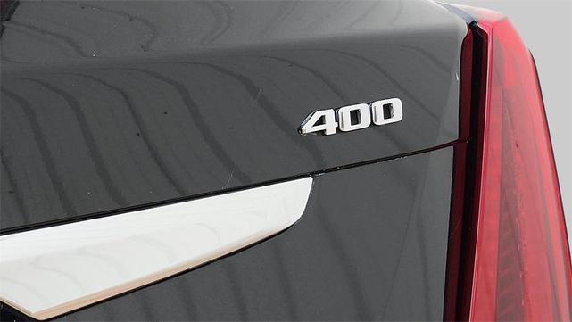 Photo of 2022 Stellar Black Metallic Cadillac XT5