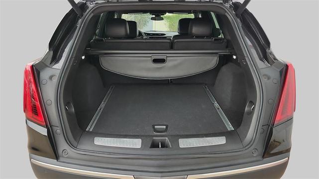 Photo of 2022 Stellar Black Metallic Cadillac XT5