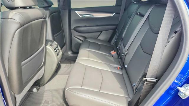 Photo of 2025 Opulent Blue Metallic Cadillac XT5