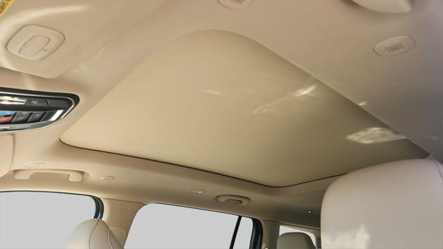 Photo of 2022 Ember Pearlcoat Jeep Grand Cherokee L