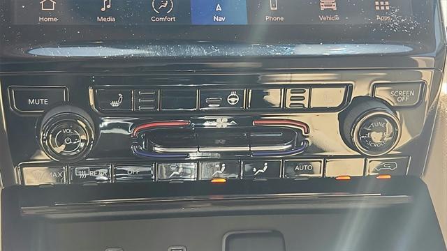 Photo of 2022 Ember Pearlcoat Jeep Grand Cherokee L