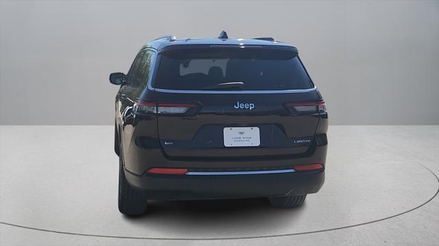 Photo of 2022 Ember Pearlcoat Jeep Grand Cherokee L