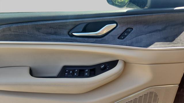 Photo of 2022 Ember Pearlcoat Jeep Grand Cherokee L