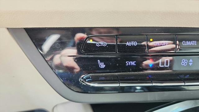 Photo of 2021 Ebony Twilight Metallic Buick Envision