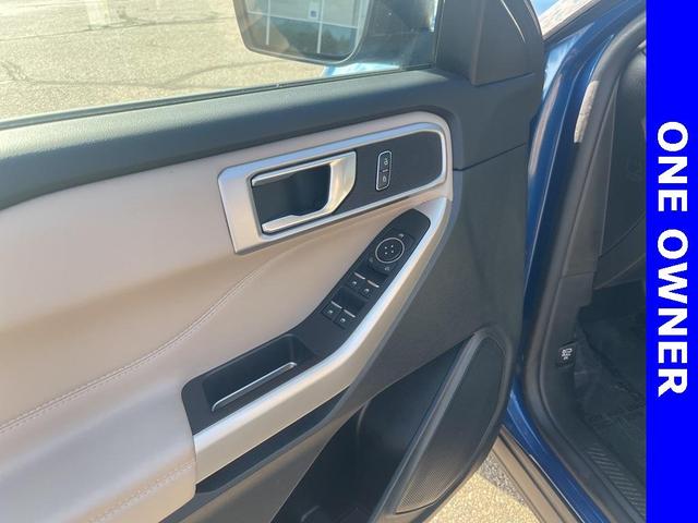 Photo of 2023 Atlas Blue Metallic Ford Explorer