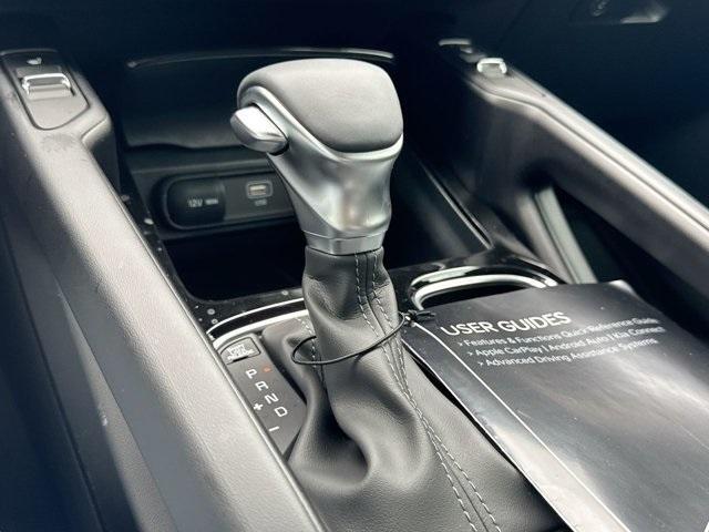 Photo of 2025 Ebony Black Kia Telluride