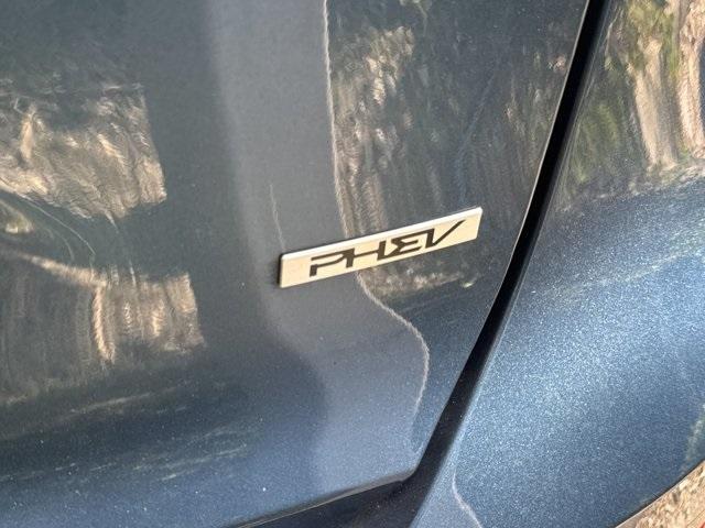 Photo of 2023 Mineral Blue Kia Niro Plug-In Hybrid