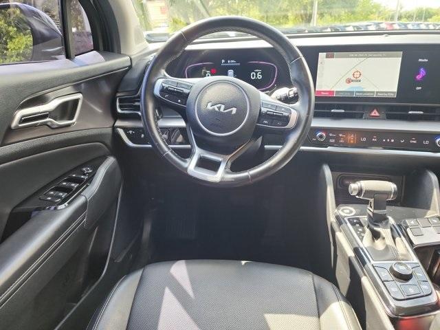 Photo of 2023 Ebony Black Kia Sportage