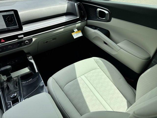 Photo of 2025 Metal Kia Sorento