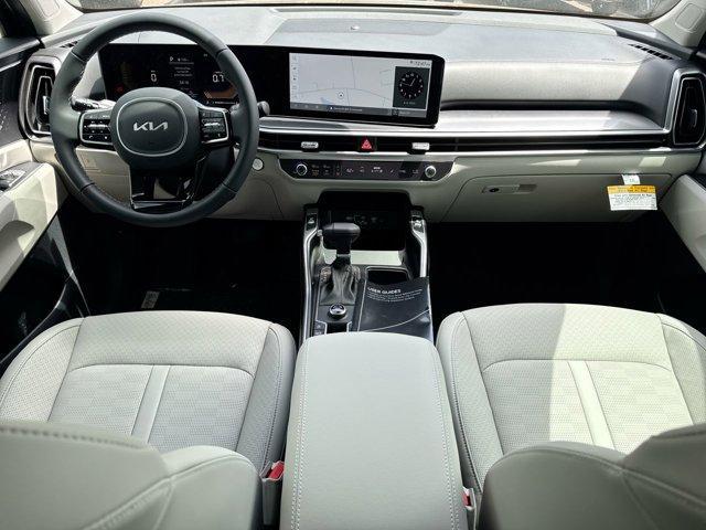 Photo of 2025 Metal Kia Sorento
