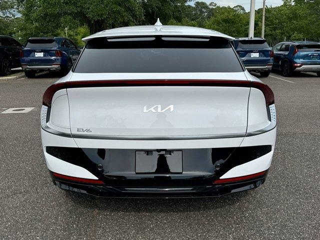 Photo of 2025 Glacier White Pearl Kia EV6