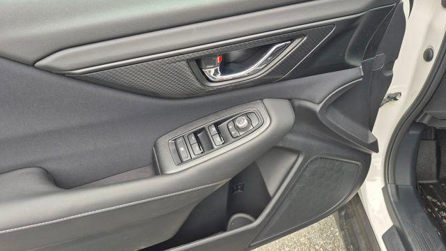 Photo of 2025 Crystal White Pearl Subaru Outback